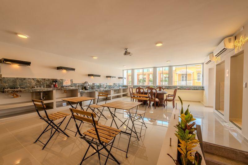 None Dorado Plaza Getsemaní Cartagena None Dorado Plaza Getsemaní Cartagena